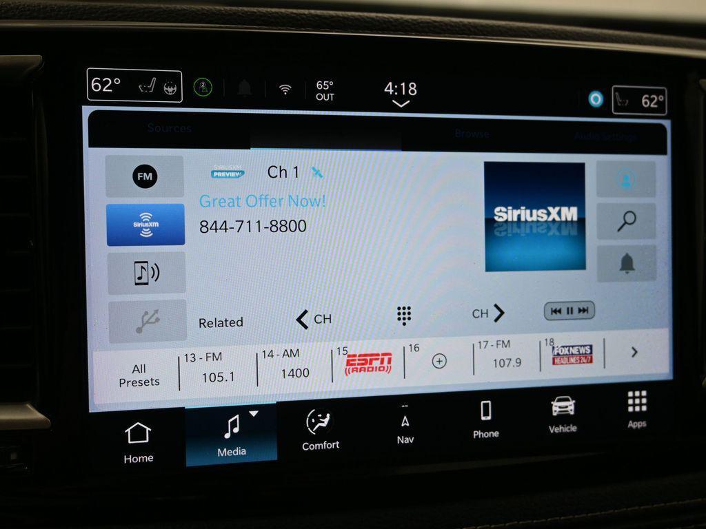 used 2024 Chrysler Pacifica Hybrid car, priced at $27,000