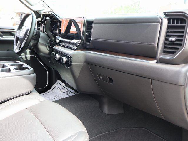 used 2025 GMC Sierra 1500 car, priced at $41,500
