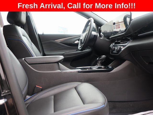 used 2024 Buick Envista car, priced at $23,000