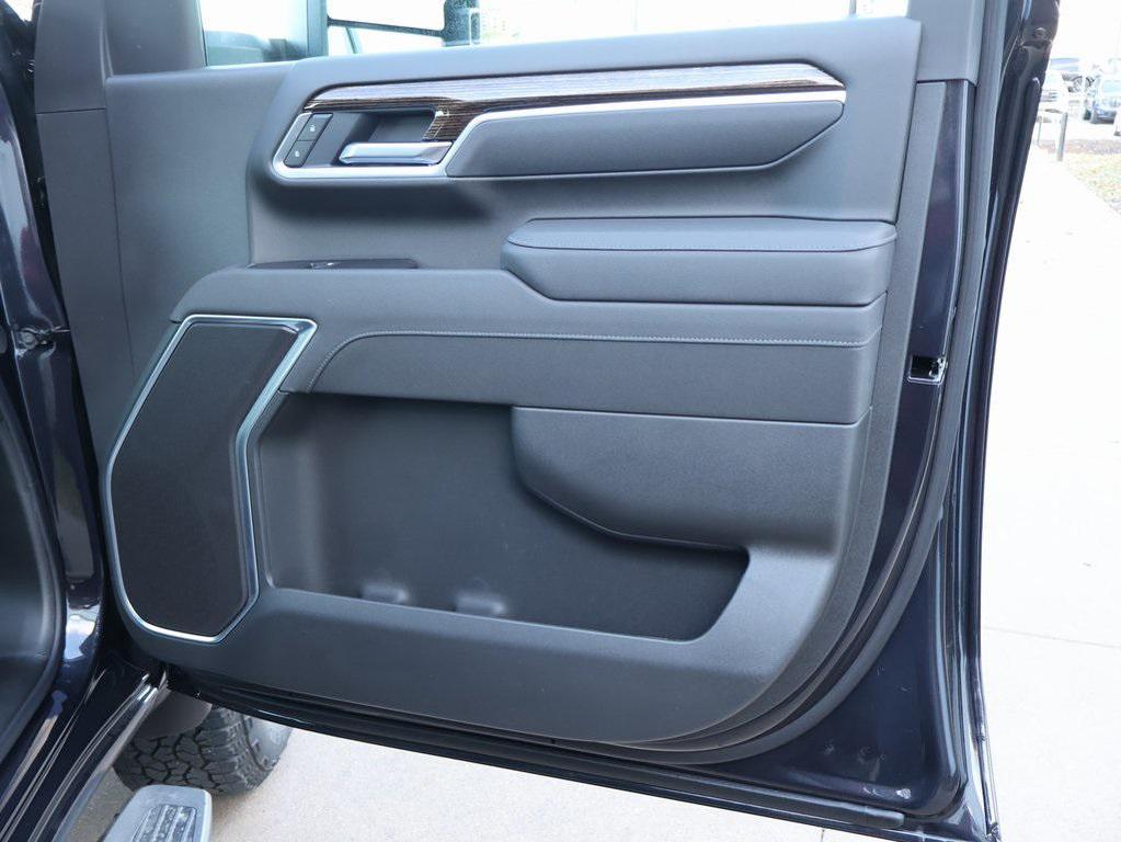 new 2026 GMC Sierra 2500 car, priced at $71,657