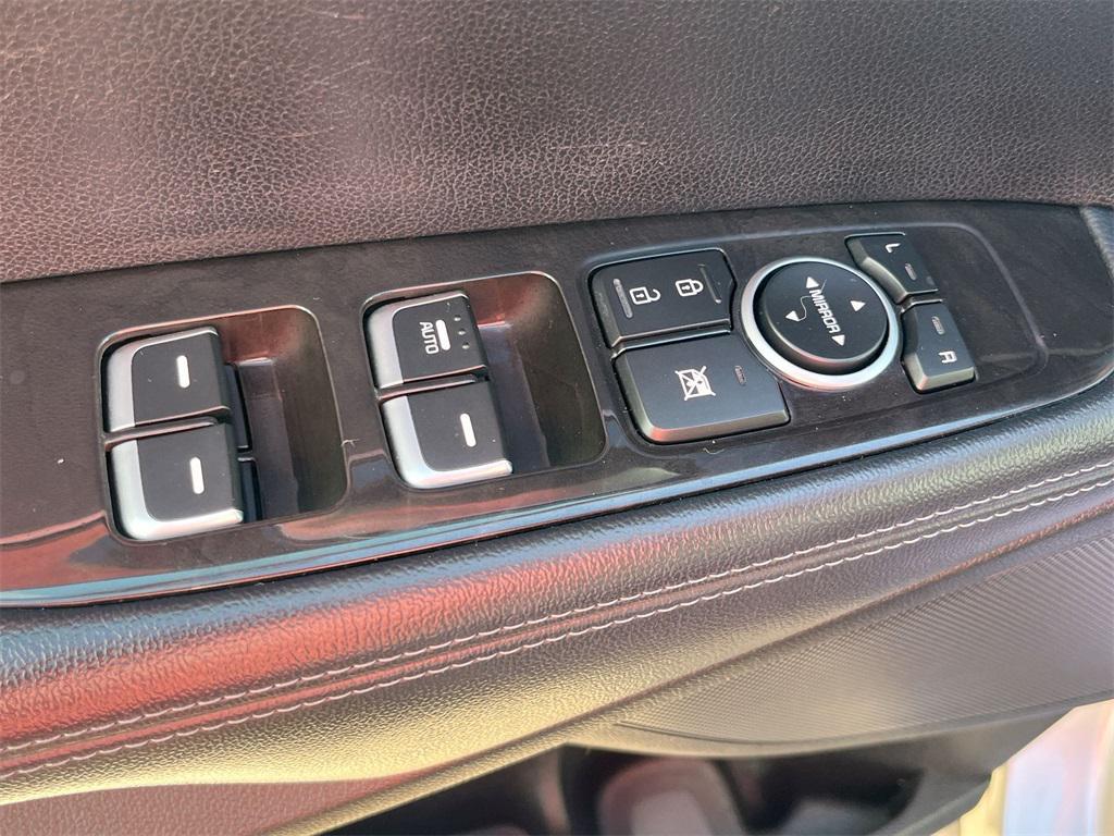 used 2018 Kia Sorento car, priced at $13,500