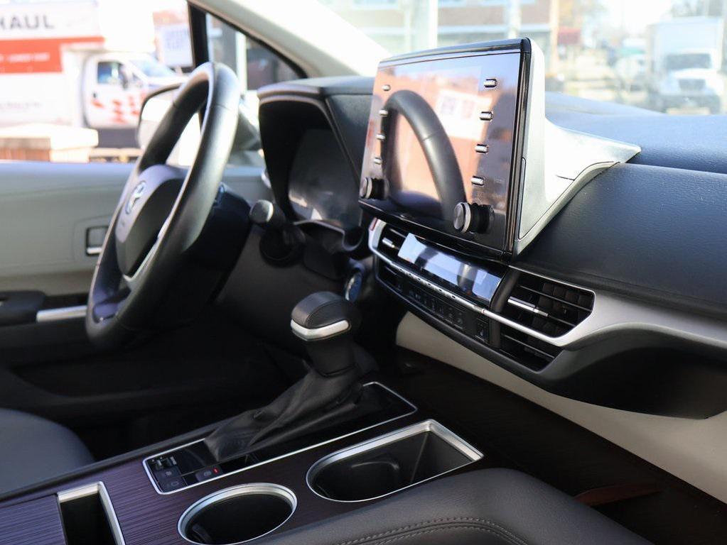 used 2024 Toyota Sienna car, priced at $34,500