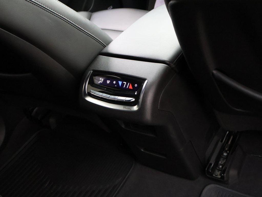 used 2021 Cadillac XT6 car, priced at $27,000