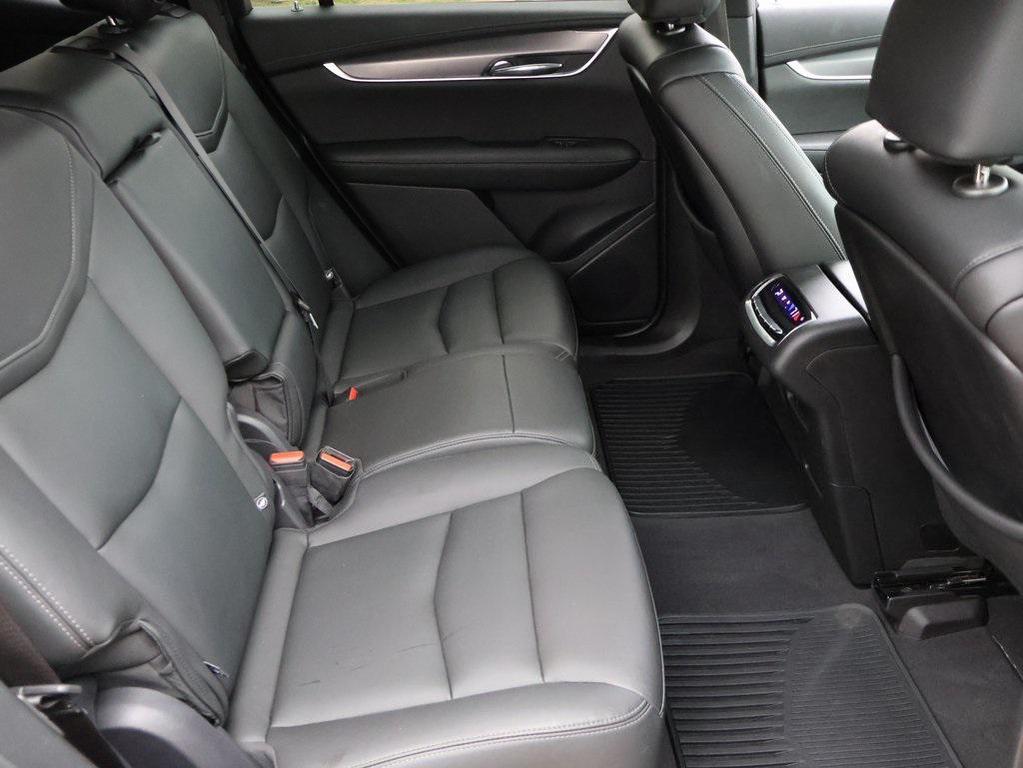 used 2021 Cadillac XT6 car, priced at $27,000