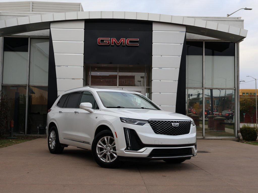 used 2021 Cadillac XT6 car, priced at $27,000