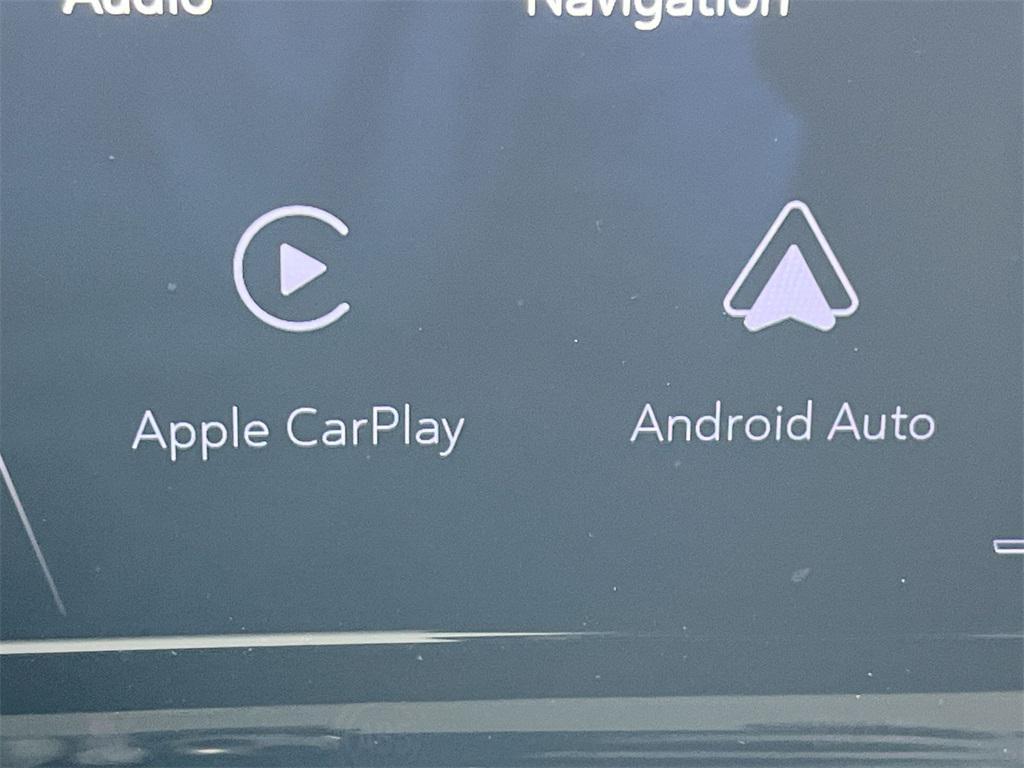 2022 Crystal White Tricoat Cadillac Escalade