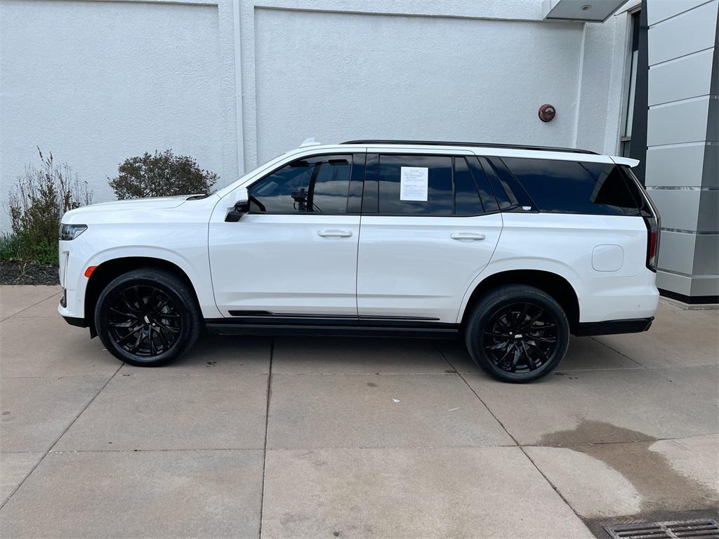 2022 Crystal White Tricoat Cadillac Escalade