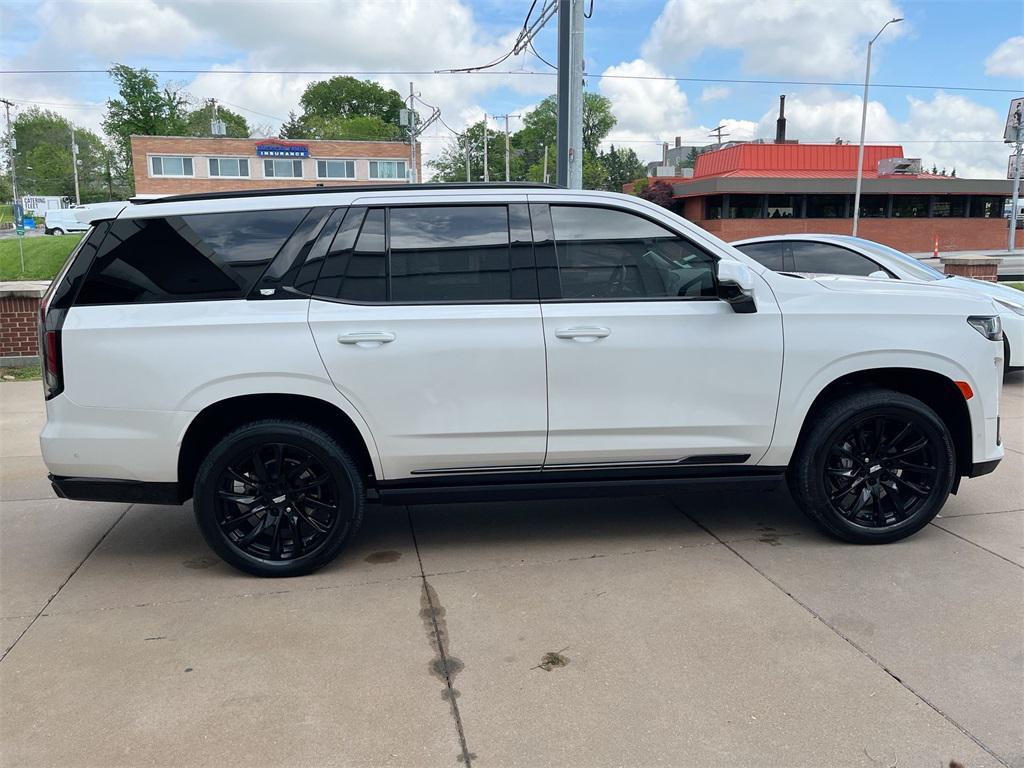 2022 Crystal White Tricoat Cadillac Escalade