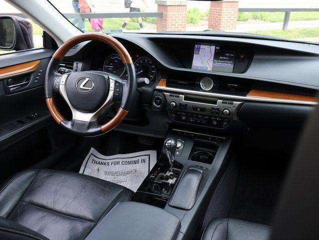 used 2013 Lexus ES 300h car, priced at $15,120