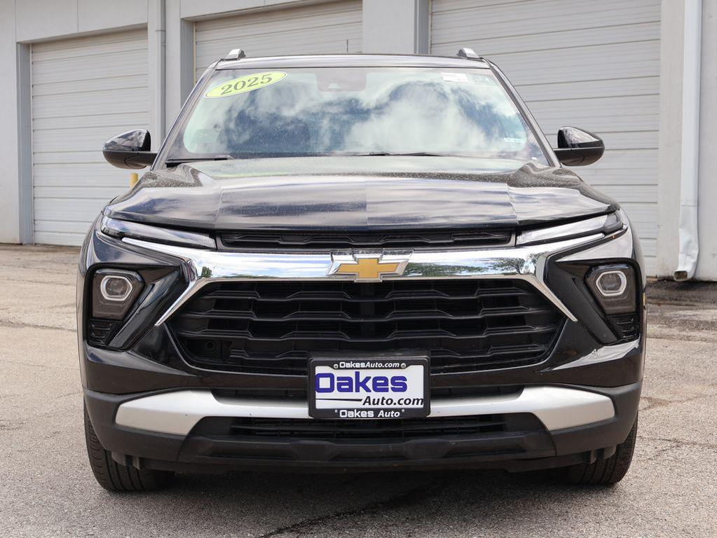 used 2025 Chevrolet TrailBlazer car, priced at $22,620