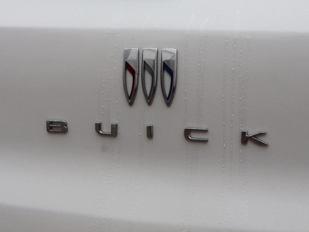 used 2025 Buick Encore GX car, priced at $23,000