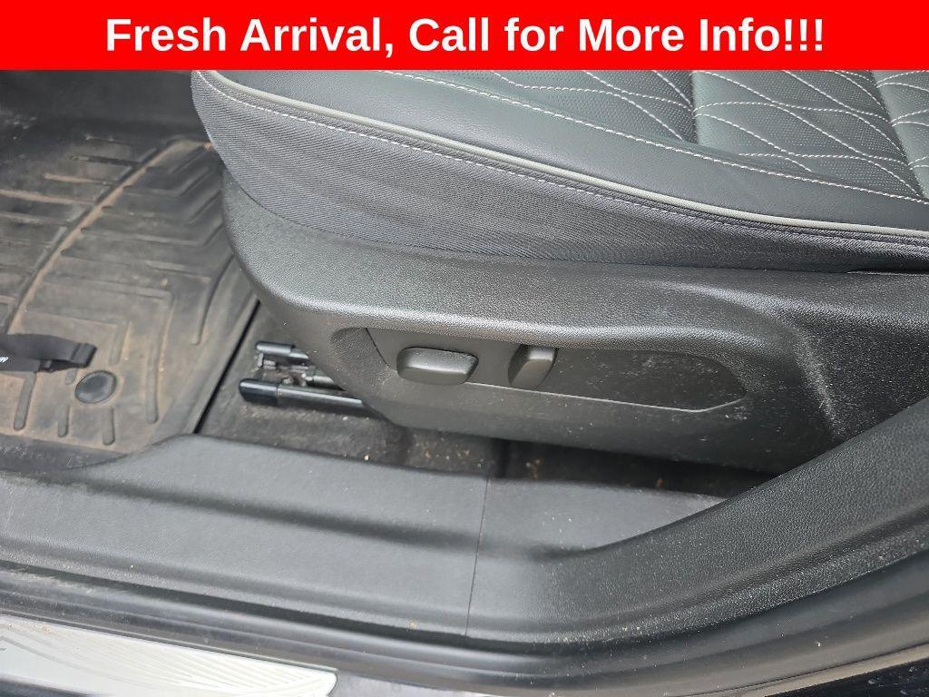 used 2023 Buick Envision car, priced at $31,000