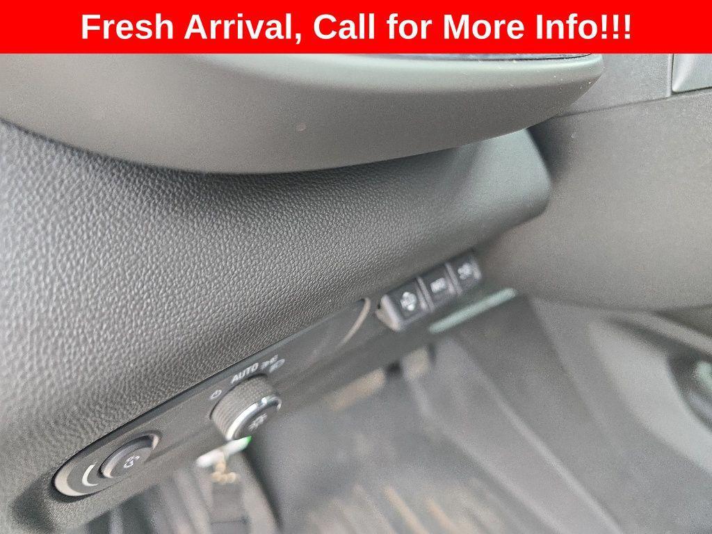 used 2023 Buick Envision car, priced at $31,000