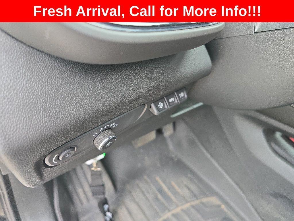 used 2023 Buick Envision car, priced at $31,000