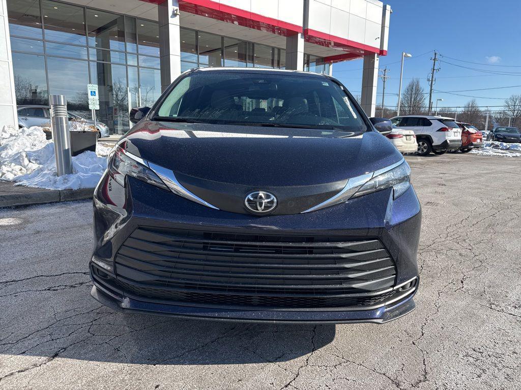new 2026 Toyota Sienna car, priced at $42,550