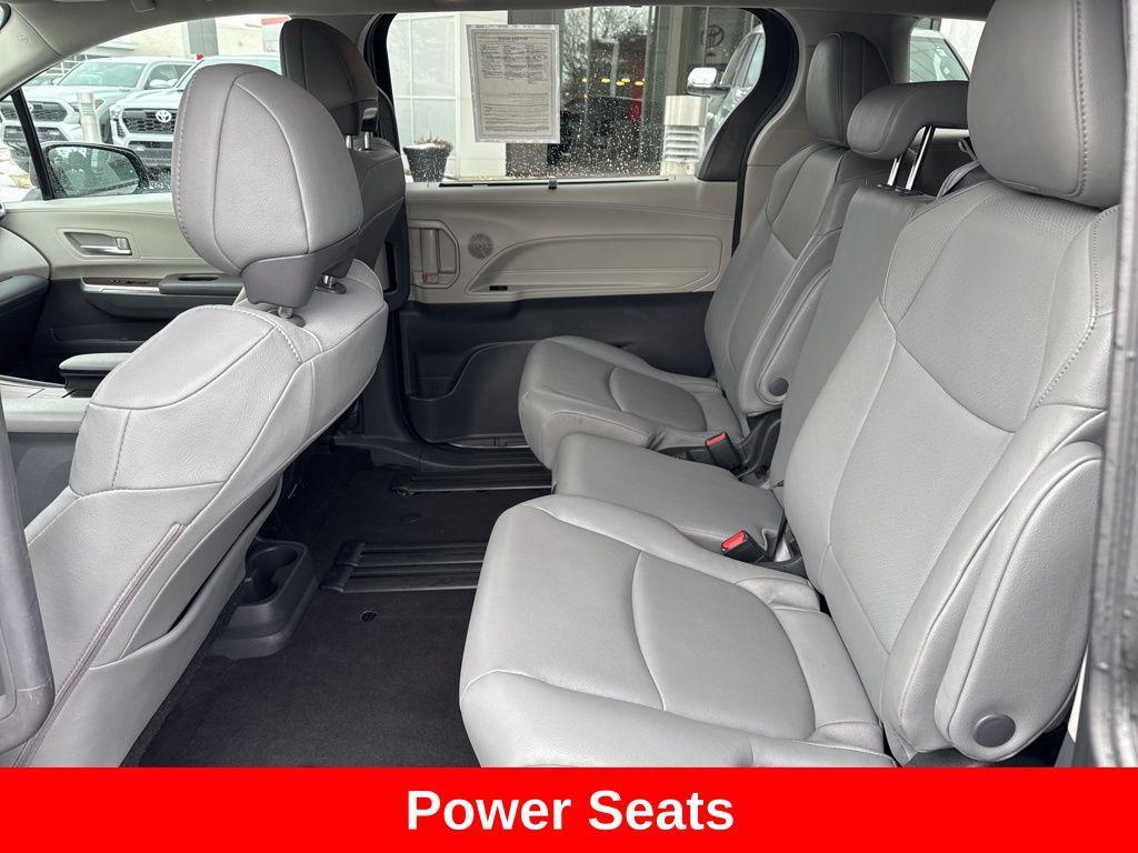 used 2024 Toyota Sienna car, priced at $39,498