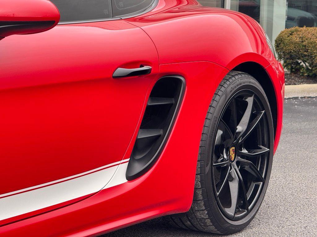 used 2021 Porsche 718 Cayman car, priced at $60,582