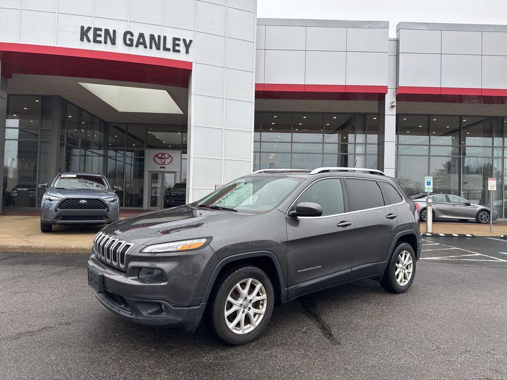 used 2017 Jeep Cherokee car, priced at $13,498