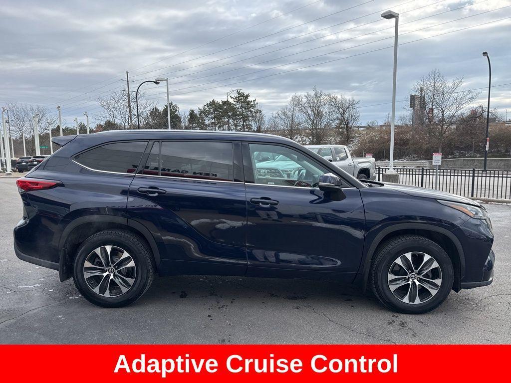 used 2020 Toyota Highlander car, priced at $26,980
