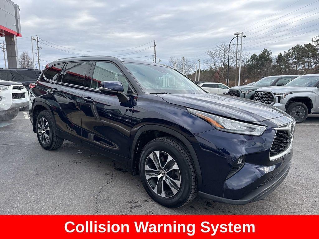 used 2020 Toyota Highlander car, priced at $26,980