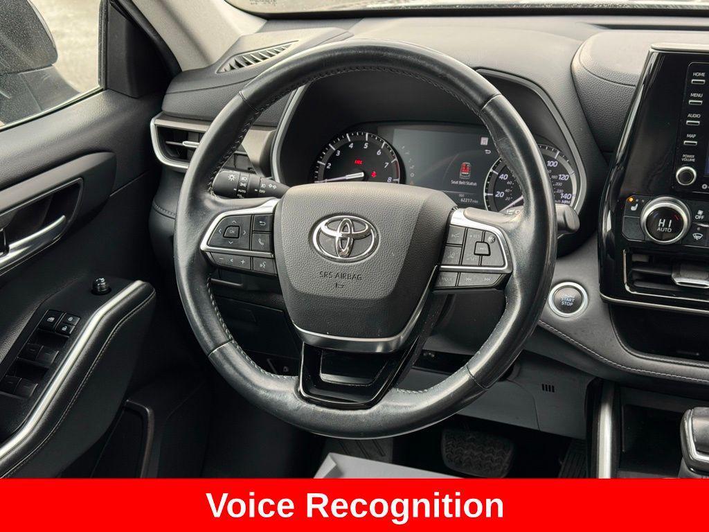 used 2020 Toyota Highlander car, priced at $26,980