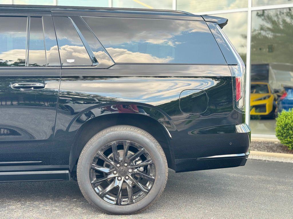 used 2024 Cadillac Escalade ESV car, priced at $85,973