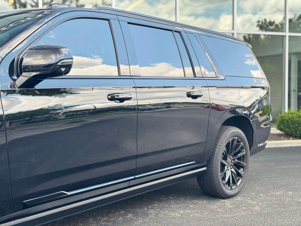 used 2024 Cadillac Escalade ESV car, priced at $85,973