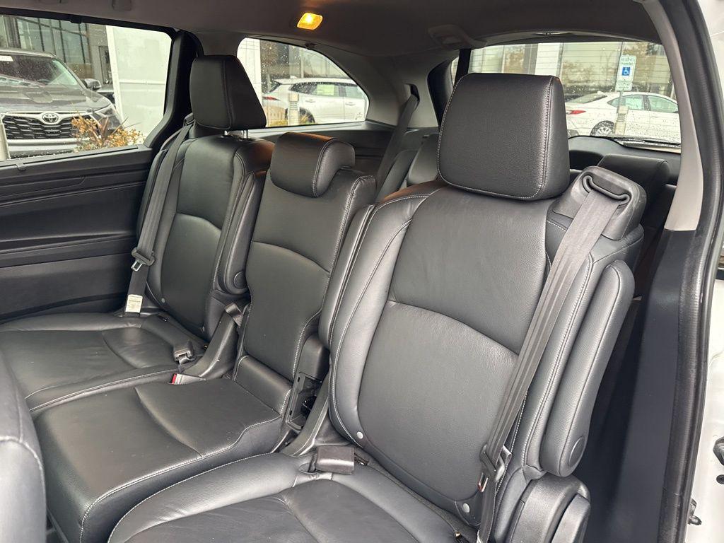 used 2024 Honda Odyssey car, priced at $30,991