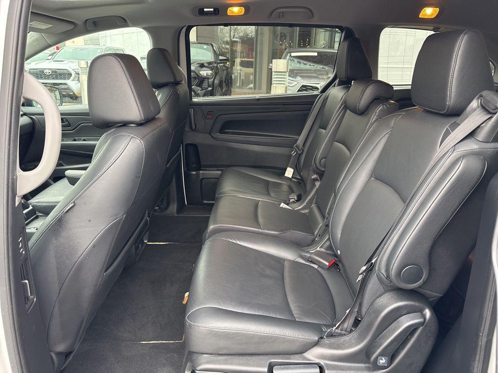 used 2024 Honda Odyssey car, priced at $30,991