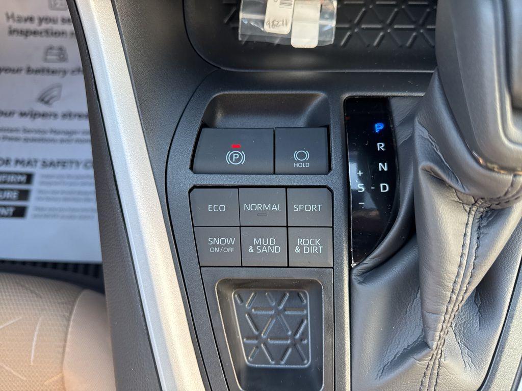 new 2025 Toyota RAV4 car, priced at $37,438