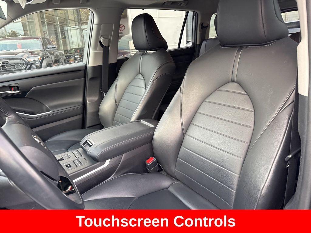 used 2020 Toyota Highlander car, priced at $26,510