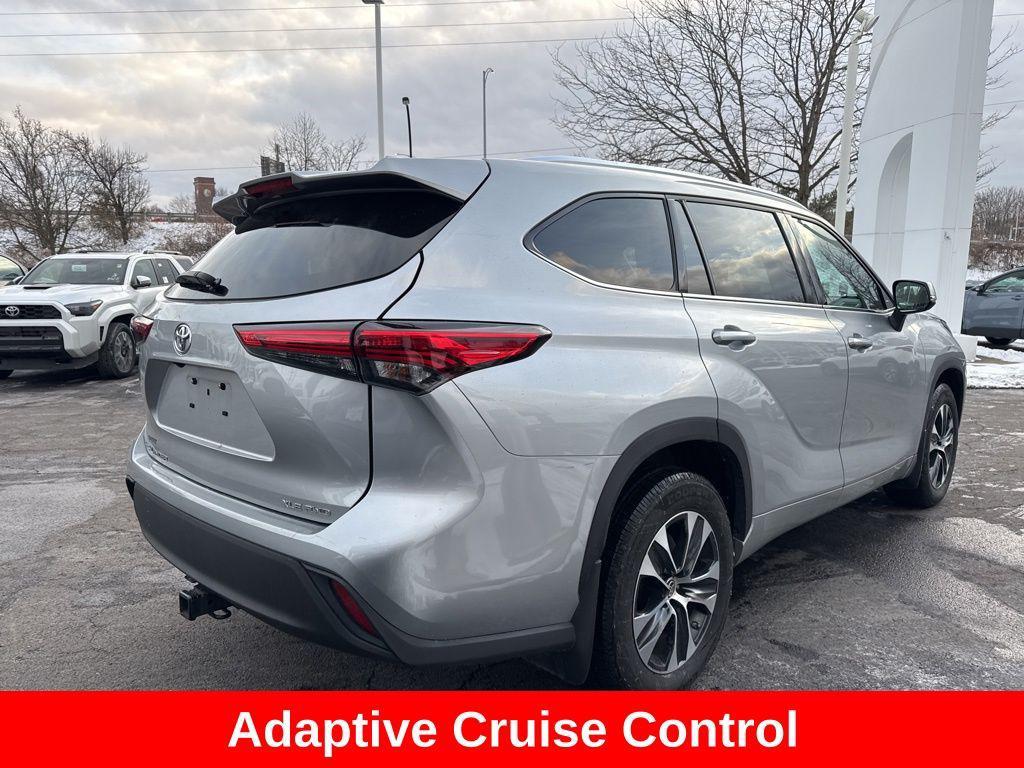 used 2020 Toyota Highlander car, priced at $26,510
