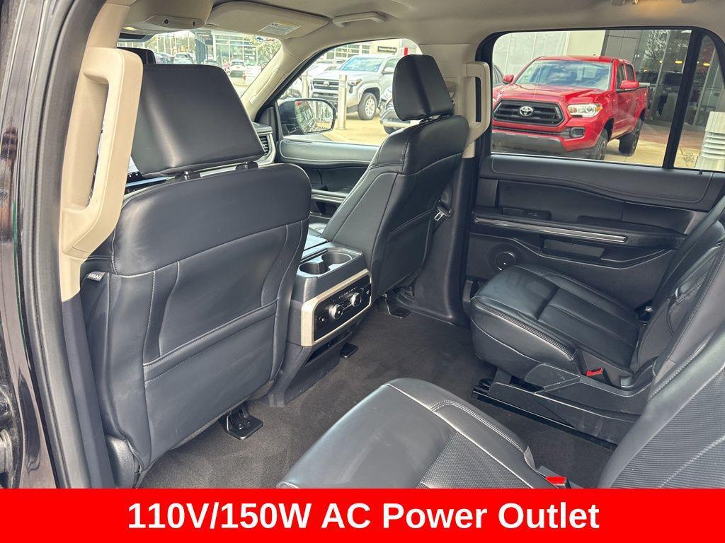used 2024 Ford Expedition car, priced at $35,748