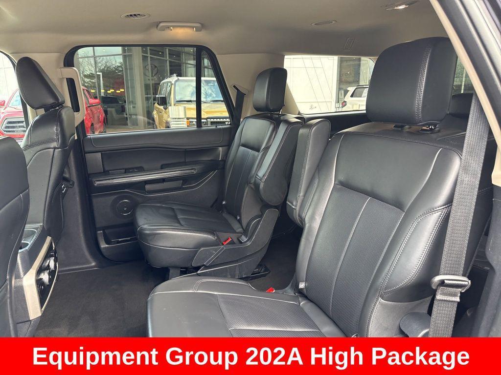 used 2024 Ford Expedition car, priced at $35,748
