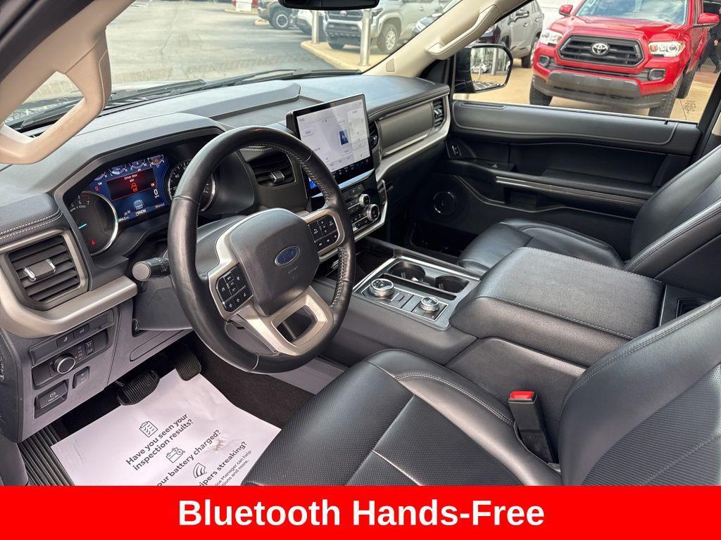 used 2024 Ford Expedition car, priced at $35,748