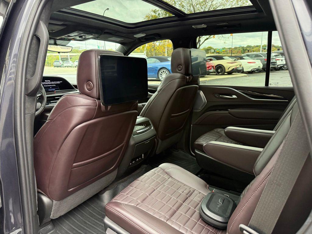 used 2023 Cadillac Escalade car, priced at $79,998