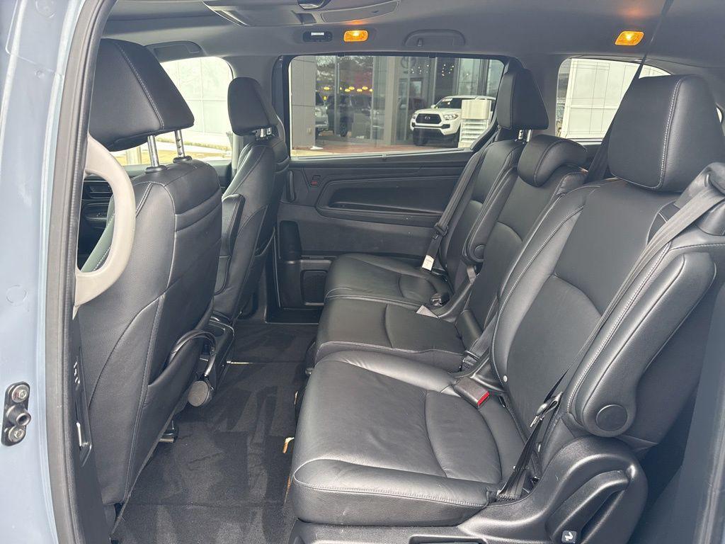 used 2024 Honda Odyssey car, priced at $34,998
