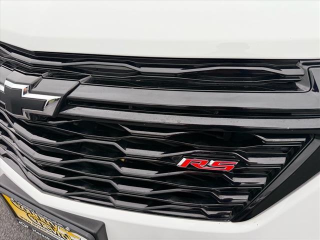 used 2024 Chevrolet Equinox car, priced at $31,990