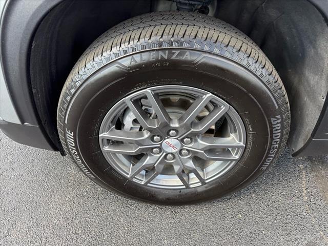 used 2025 GMC Acadia car, priced at $35,990