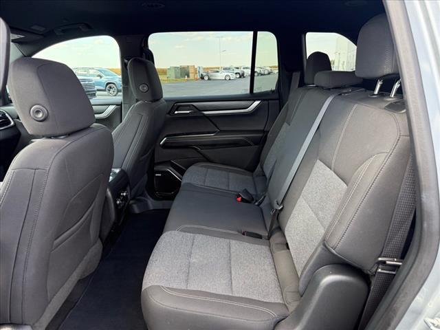 used 2025 GMC Acadia car, priced at $35,990