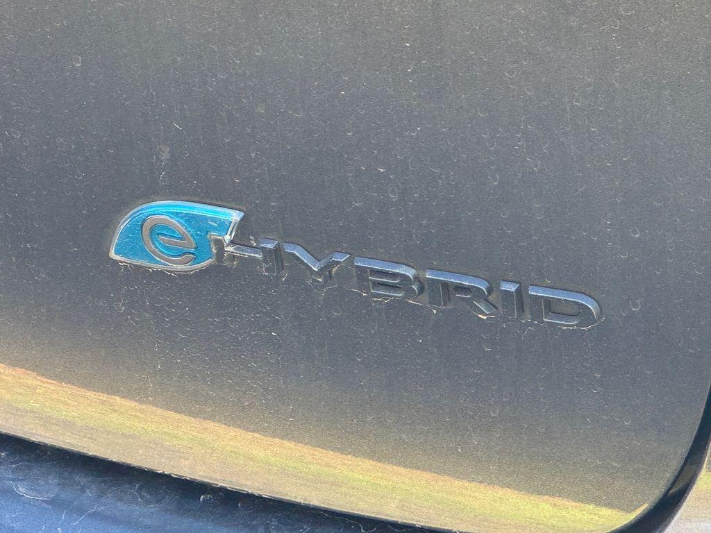 used 2022 Chrysler Pacifica Hybrid car, priced at $22,248