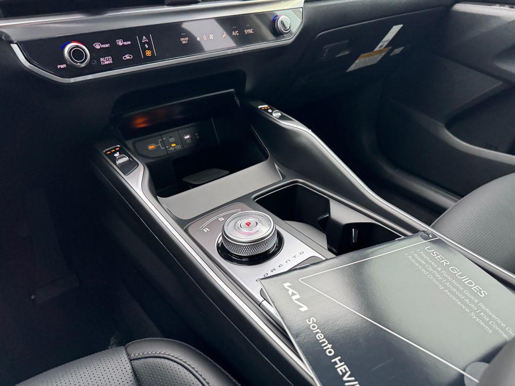 new 2026 Kia Sorento Hybrid car, priced at $38,785