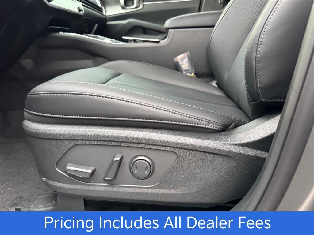 new 2026 Kia Sorento Hybrid car, priced at $39,787