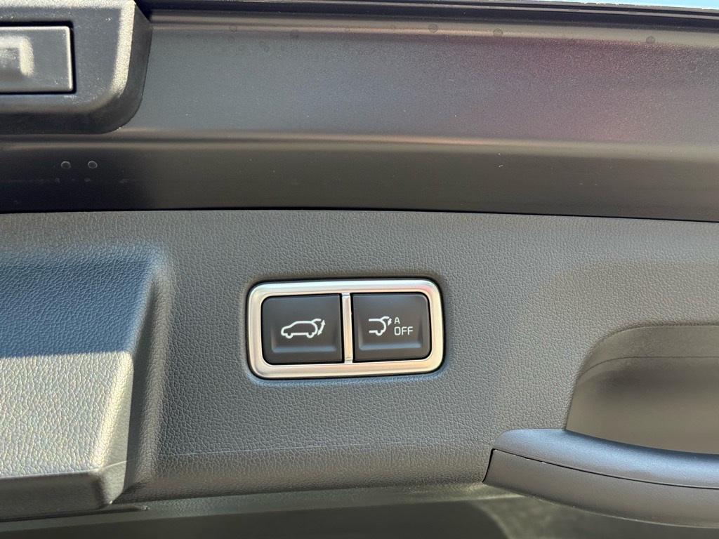 new 2026 Kia Sorento car, priced at $46,052