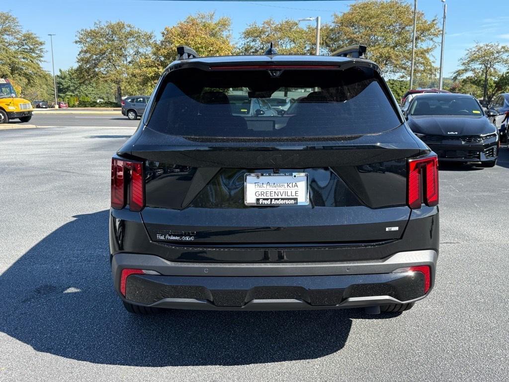 new 2026 Kia Sorento car, priced at $46,052