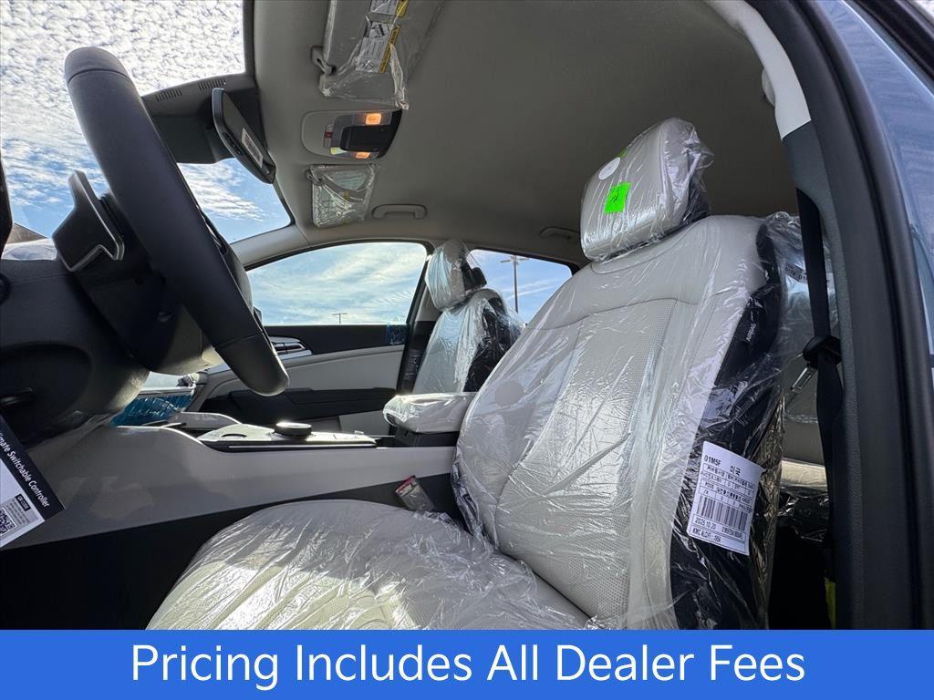 new 2026 Kia Sportage Hybrid car, priced at $34,370
