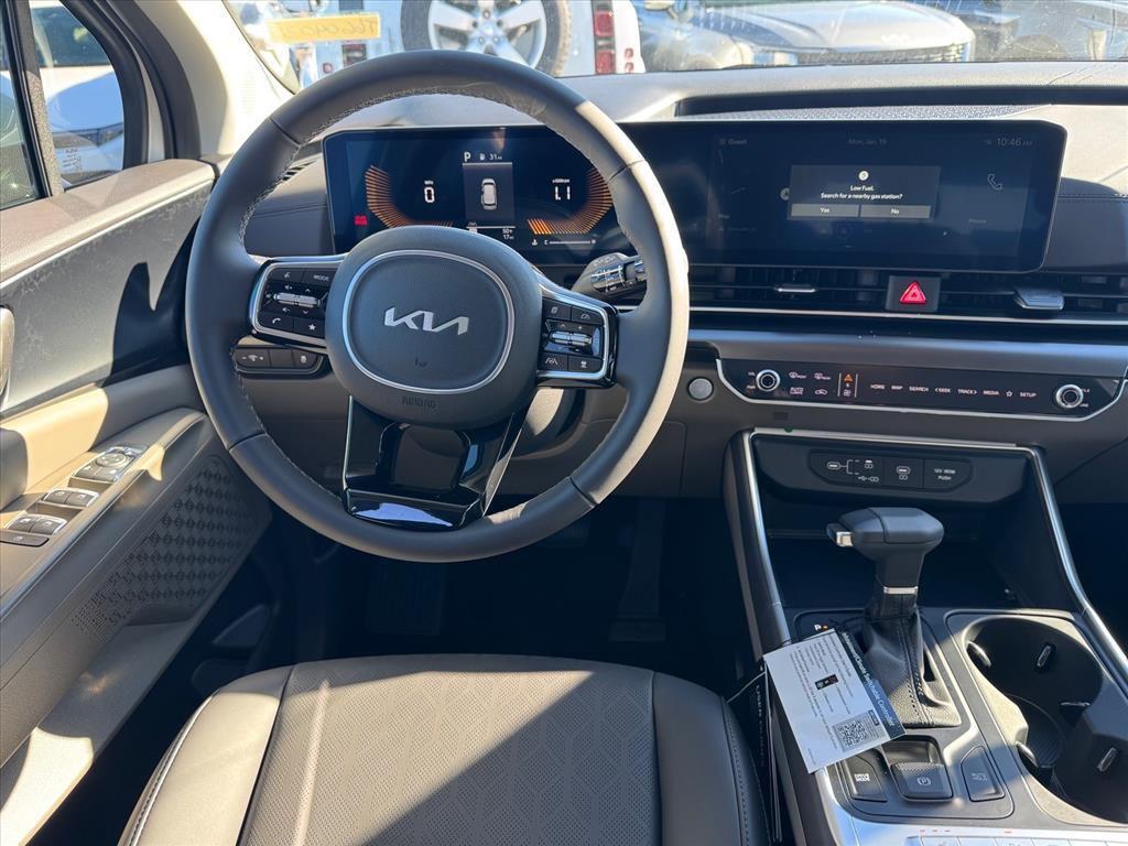 new 2026 Kia Carnival car, priced at $39,657