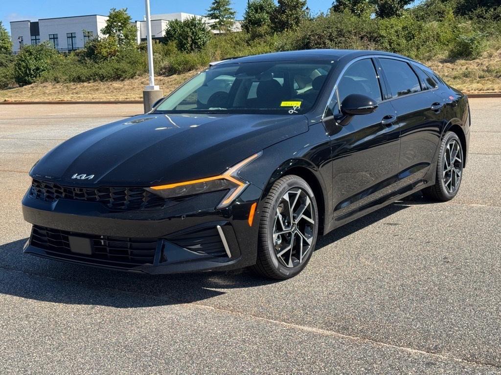 new 2026 Kia K5 car, priced at $35,095