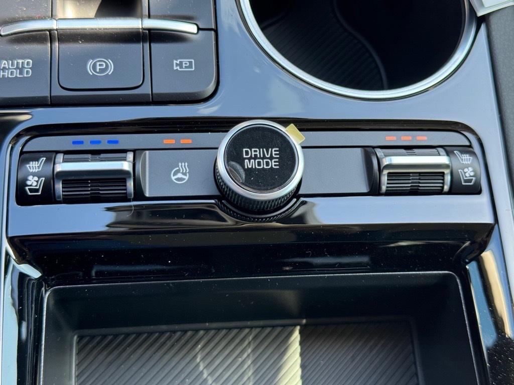 new 2026 Kia K5 car, priced at $35,095