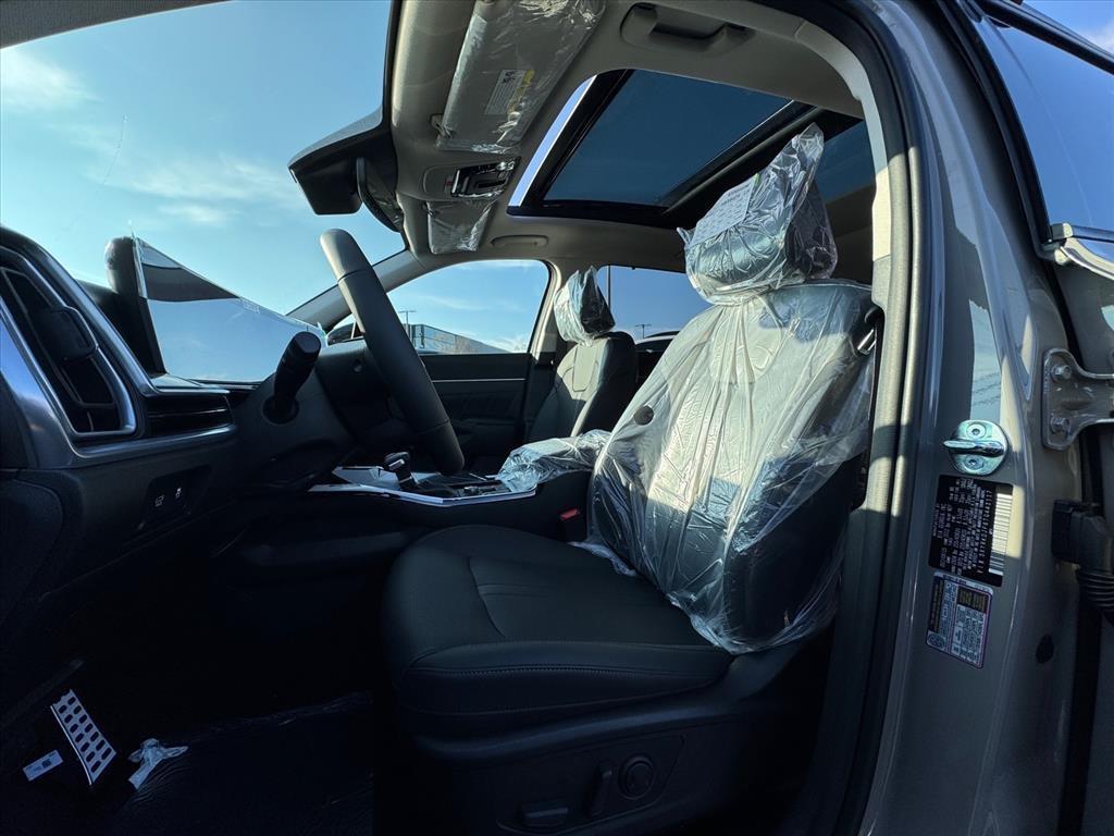 new 2026 Kia Sorento car, priced at $46,255